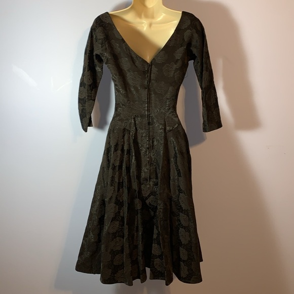 Vintage 1950’s jacquard Black Floral rose Patterned Fabric basque waist small - Picture 3 of 6